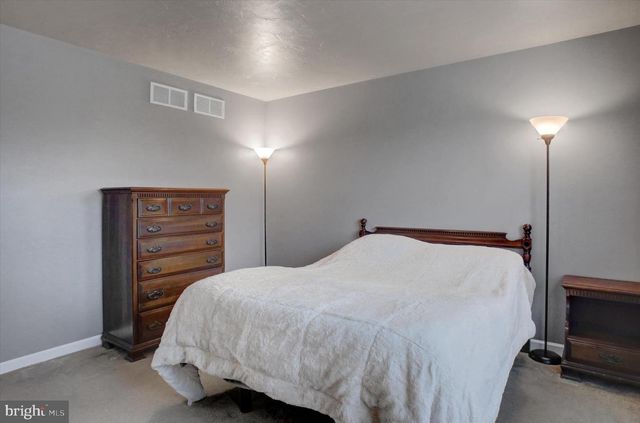 3552 MOUNTAIN SHADOW GARTH, Fayetteville, PA 17222