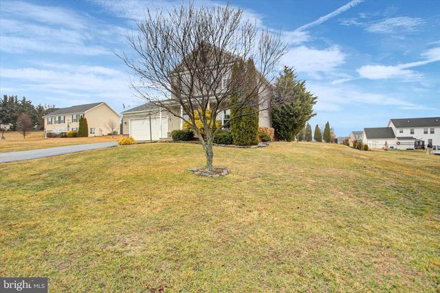 3552 MOUNTAIN SHADOW GARTH, Fayetteville, PA 17222