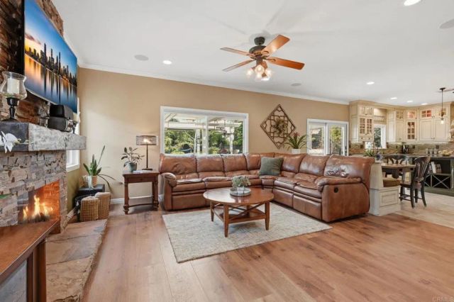 1614 Shire Avenue, Oceanside, CA 92057