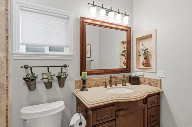 1614 Shire Avenue, Oceanside, CA 92057