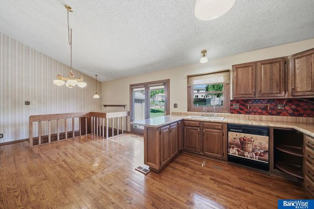 2810 N 73 Street, Lincoln, NE 68507