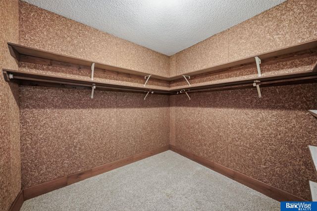 2810 N 73 Street, Lincoln, NE 68507