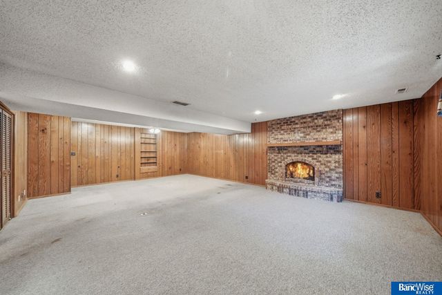 2810 N 73 Street, Lincoln, NE 68507