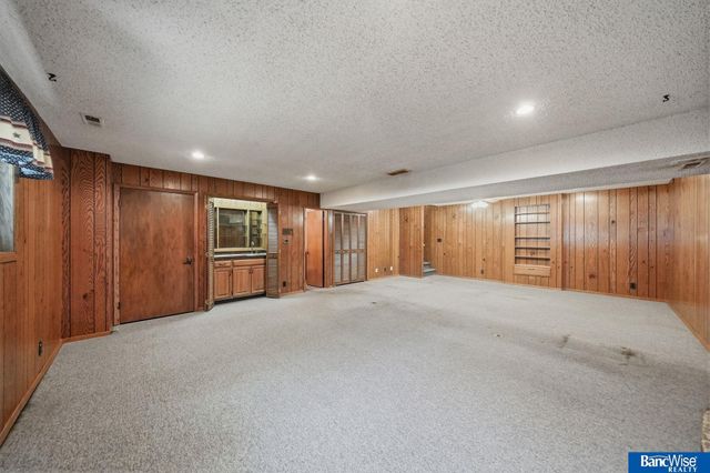 2810 N 73 Street, Lincoln, NE 68507