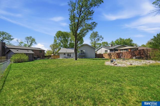2810 N 73 Street, Lincoln, NE 68507