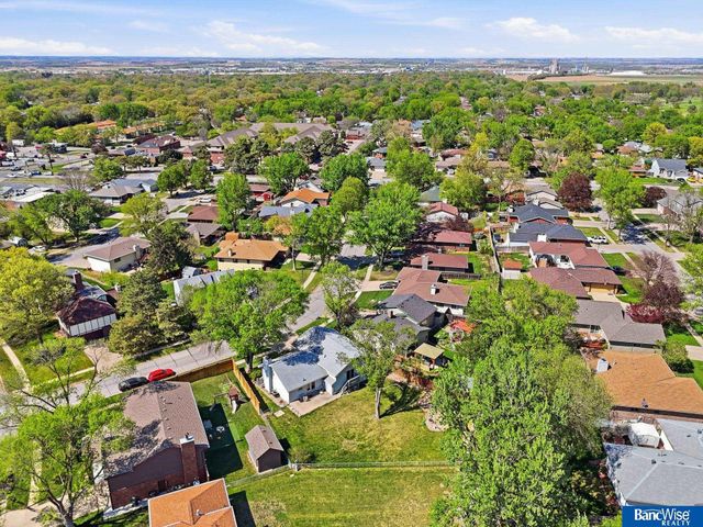 2810 N 73 Street, Lincoln, NE 68507