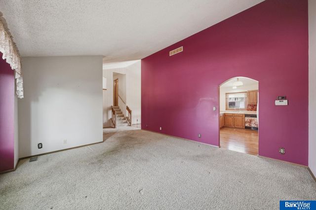 2810 N 73 Street, Lincoln, NE 68507