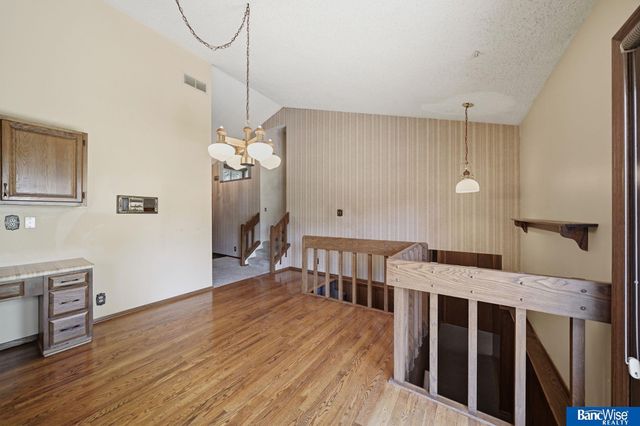 2810 N 73 Street, Lincoln, NE 68507