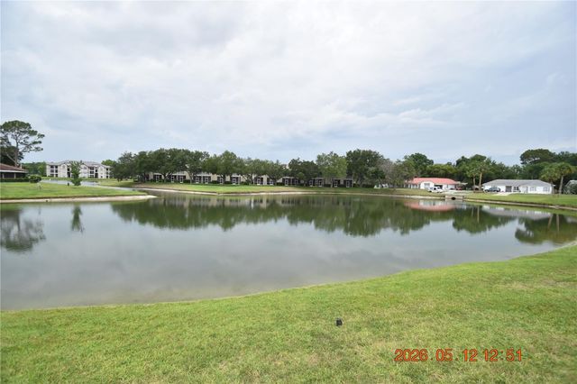 9107 CYPRESSWOOD CIRCLE, Tampa, FL 33647