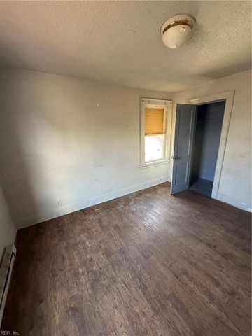 1925 Elm AVE, Portsmouth, VA 23704