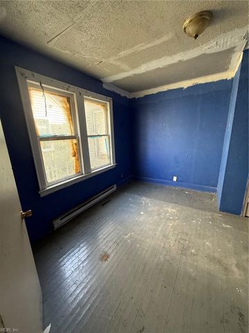 1925 Elm AVE, Portsmouth, VA 23704