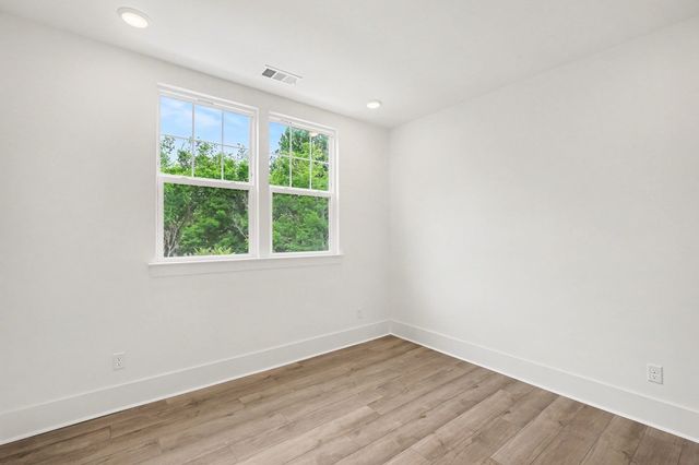 122 Honeywine St, Nashville, TN 37206