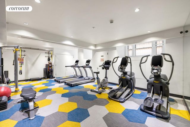 498 W End Ave Apt 4B, New York City, NY 10024