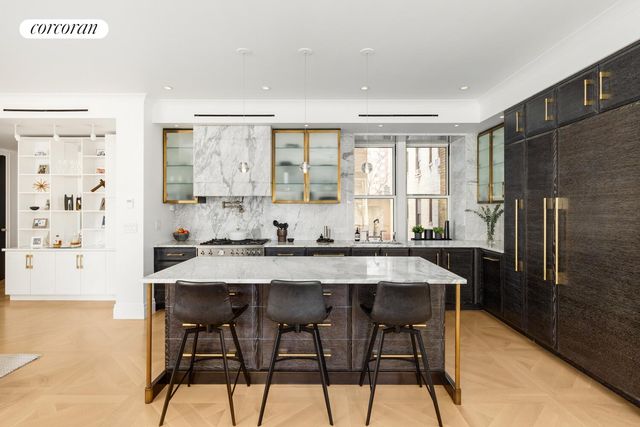 498 W End Ave Apt 4B, New York City, NY 10024