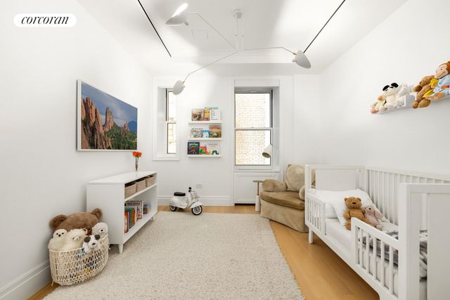 498 W End Ave Apt 4B, New York City, NY 10024