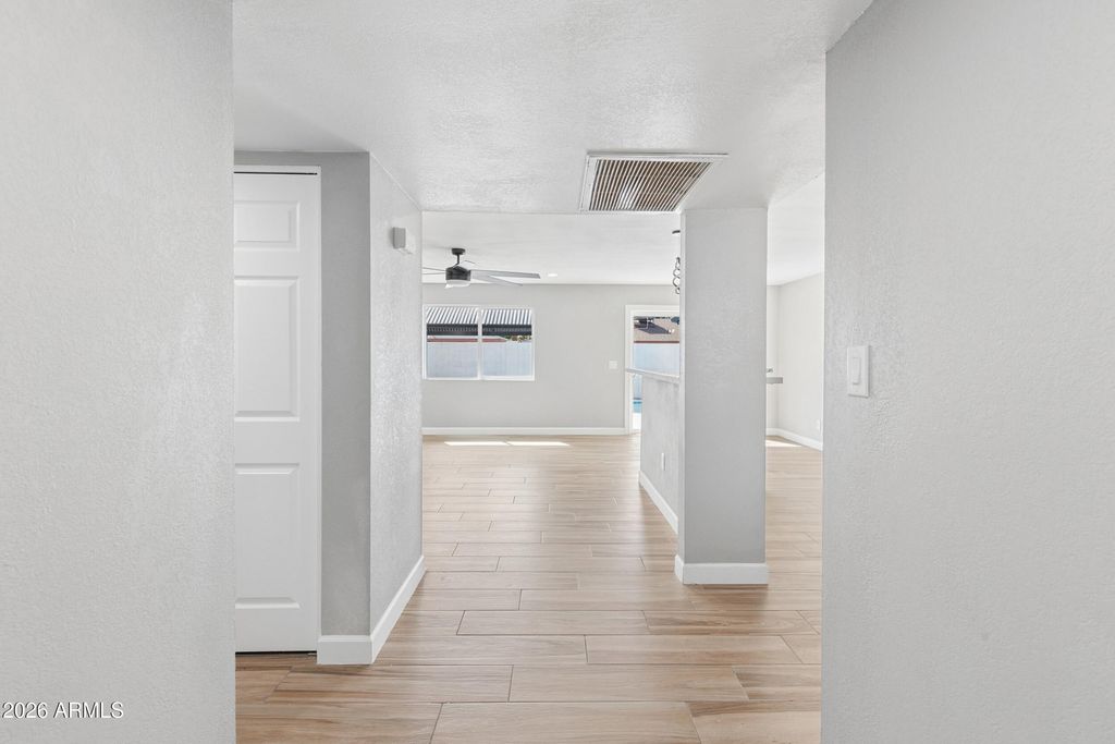 4119 W TOWNLEY Avenue, Phoenix, AZ 85051 — photo 5