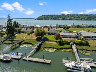 8145 Sandy Hook Terrace, Clinton, WA 98236