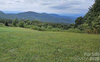 377 Grand Highland Drive 26, Hendersonville, NC 28792