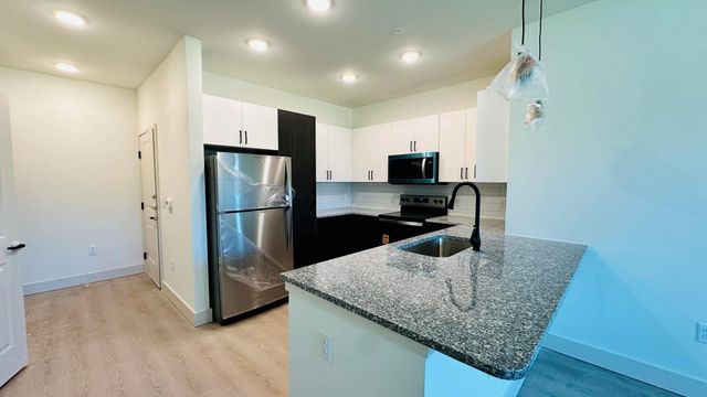 19100 Woodland Hills Drive B1, Humble, TX 77346