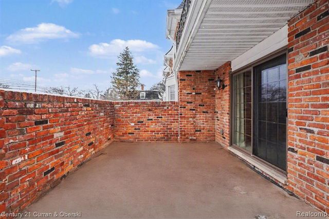 18301 W 13 Mile Road A-2, Southfield, MI 48076