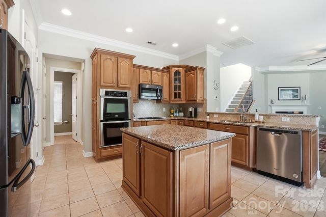 11416 Ashbourne Hall Road, Charlotte, NC 28277