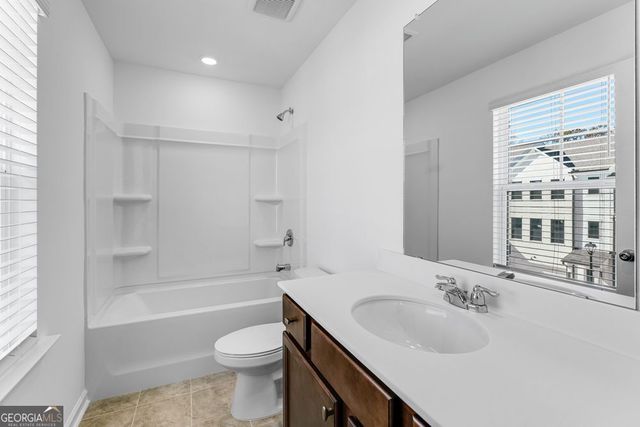 522 Provence Gate Lane, Lawrenceville, GA 30044