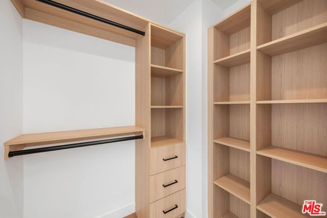 728 Robinson Street, Los Angeles, CA 90026