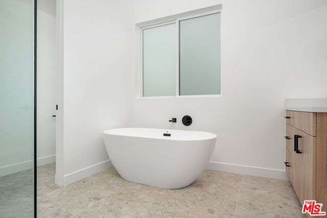 728 Robinson Street, Los Angeles, CA 90026