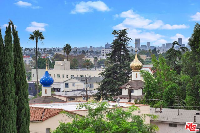 728 Robinson Street, Los Angeles, CA 90026