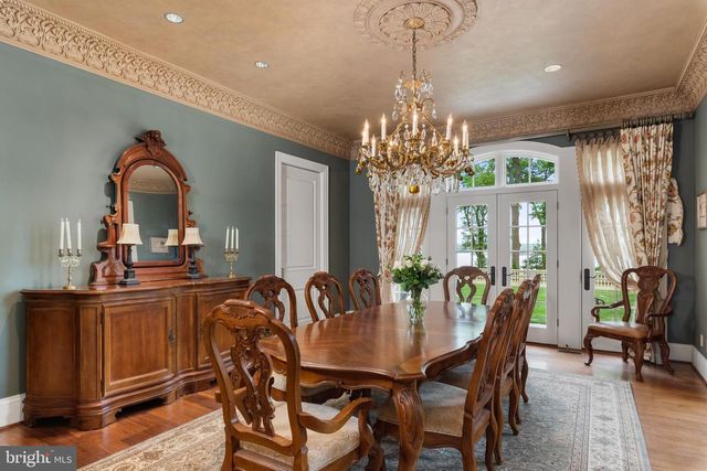 938 OLD COUNTY RD, Severna Park, MD 21146