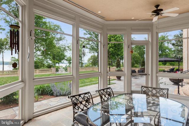 938 OLD COUNTY RD, Severna Park, MD 21146