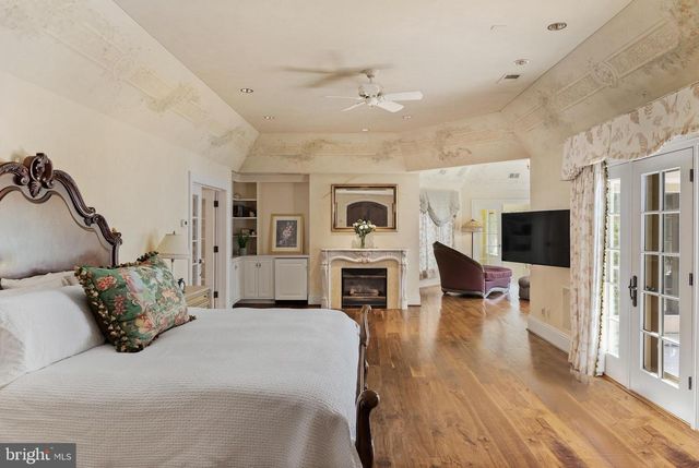 938 OLD COUNTY RD, Severna Park, MD 21146