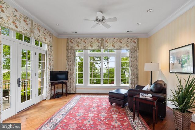 938 OLD COUNTY RD, Severna Park, MD 21146