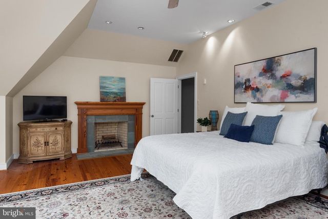 938 OLD COUNTY RD, Severna Park, MD 21146