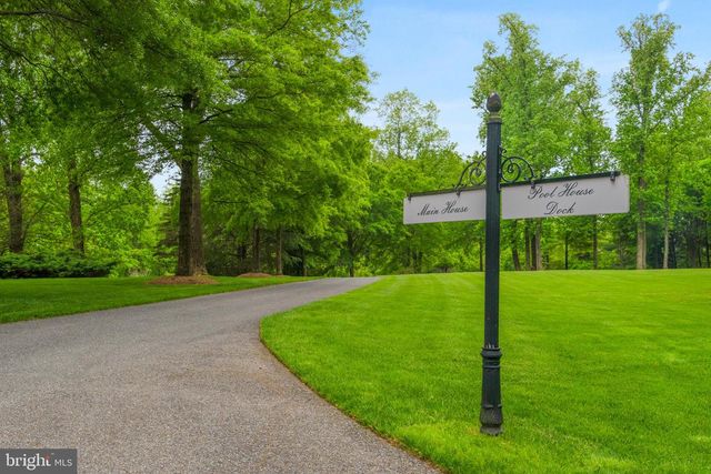 938 OLD COUNTY RD, Severna Park, MD 21146