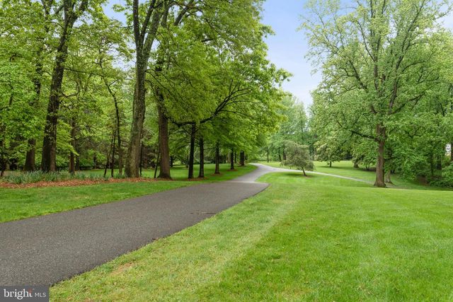 938 OLD COUNTY RD, Severna Park, MD 21146