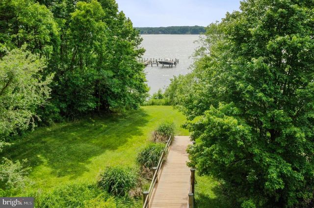 938 OLD COUNTY RD, Severna Park, MD 21146
