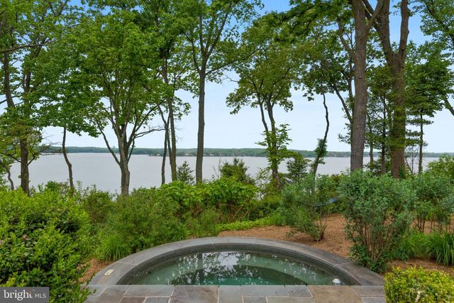 938 OLD COUNTY RD, Severna Park, MD 21146