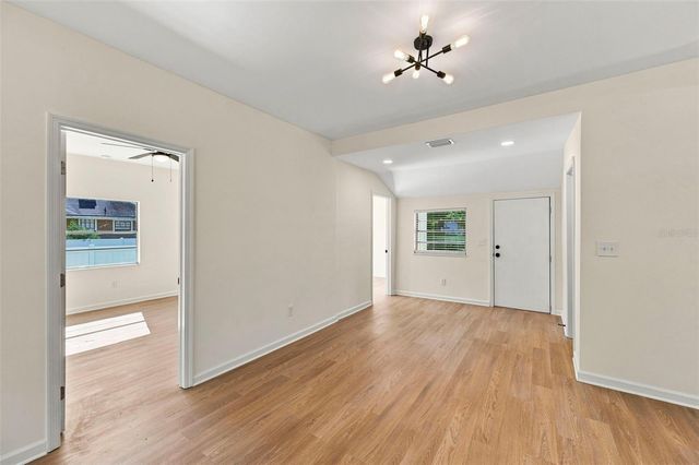 917 E 25TH AVENUE, Tampa, FL 33605
