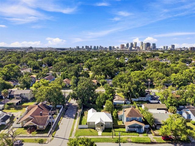 917 E 25TH AVENUE, Tampa, FL 33605