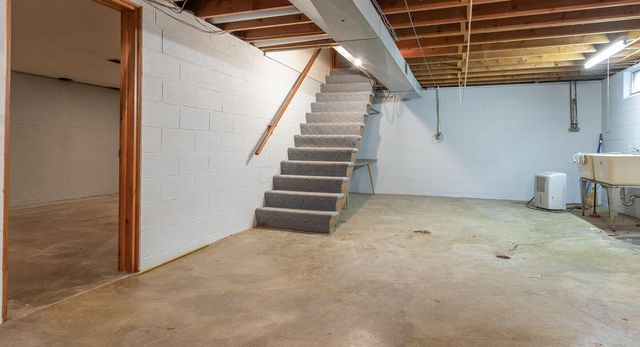 1572 Lynn Drive, Lancaster, OH 43130