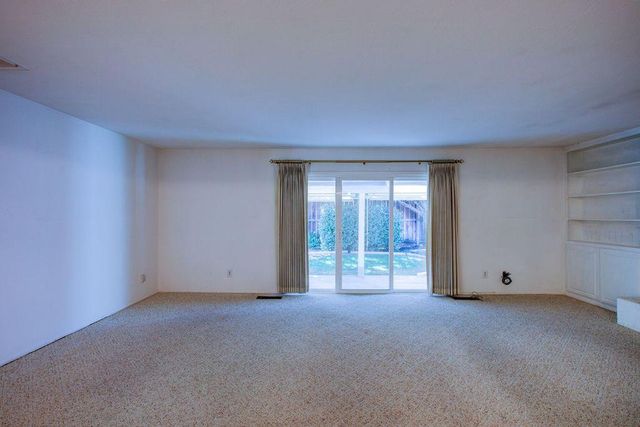 705 Leytonstone Ave, Modesto, CA 95355