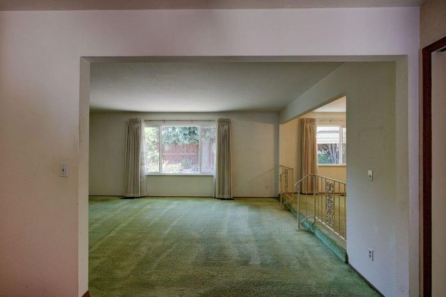705 Leytonstone Ave, Modesto, CA 95355