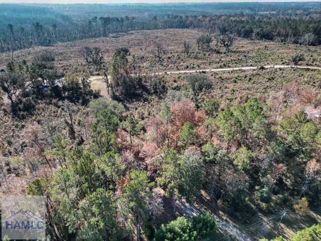 2286 Carter Bight Landing Road, Surrency, GA 31563