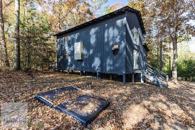 2286 Carter Bight Landing Road, Surrency, GA 31563