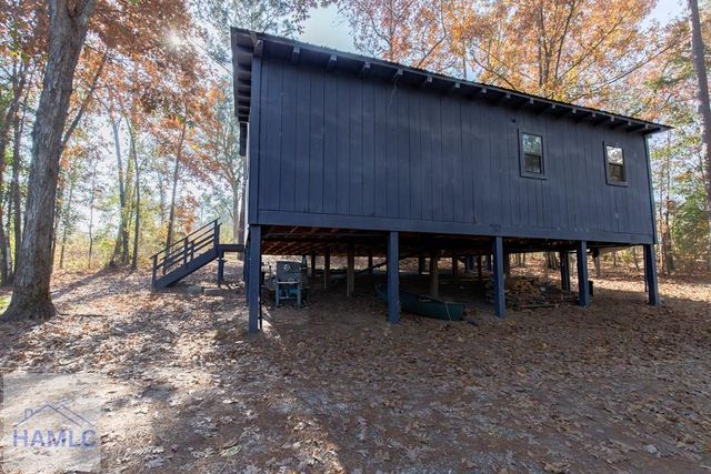 2286 Carter Bight Landing Road, Surrency, GA 31563