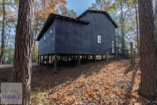 2286 Carter Bight Landing Road, Surrency, GA 31563