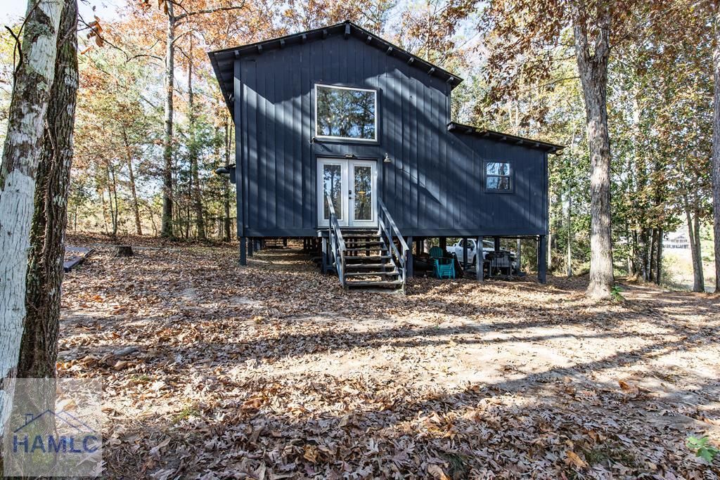 2286 Carter Bight Landing Road, Surrency, GA 31563