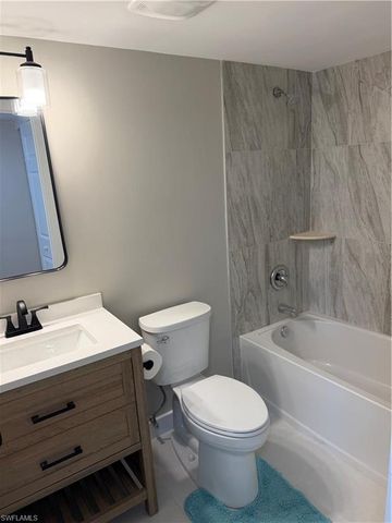 6220 Augusta DR 315, Fort Myers, FL 33907