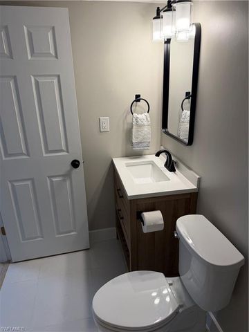 6220 Augusta DR 315, Fort Myers, FL 33907